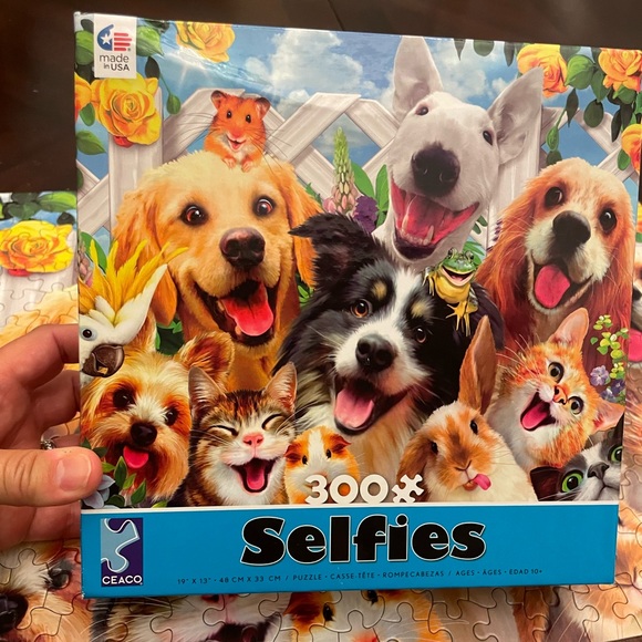 EUC Dogs and Cats Puzzle Ceaco 300 Piece Jigsaw Puzzle Pet Selfies 19" x 13" - Picture 1 of 8